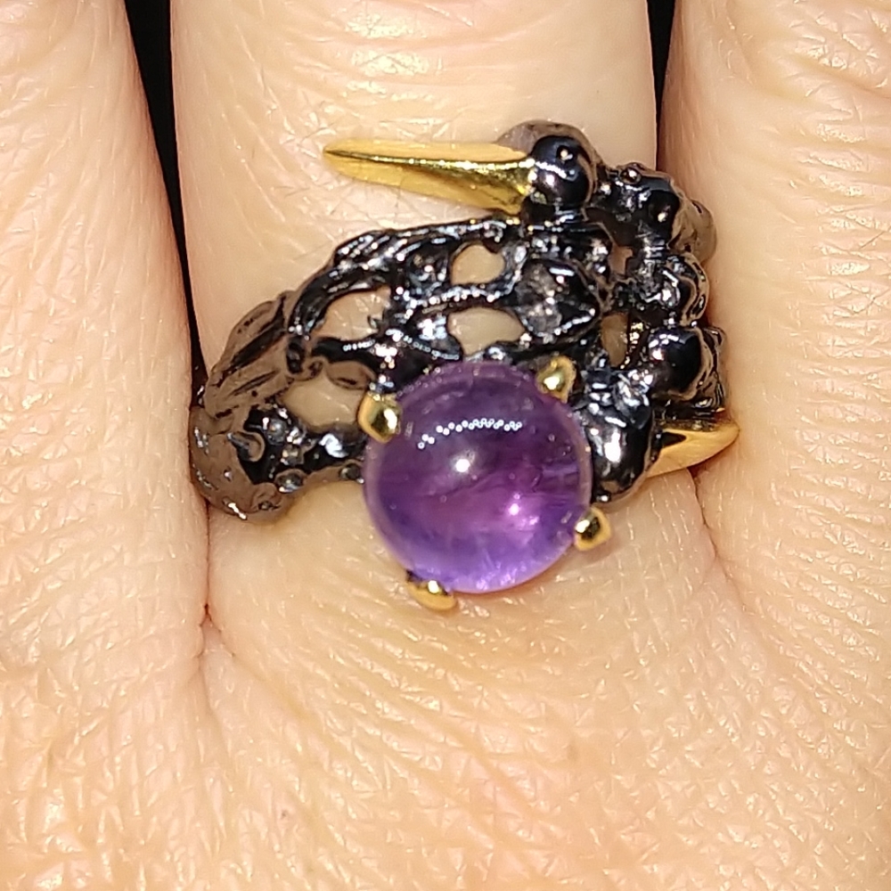 Cool natural amethyst sterling claw artistic ring - Picture 3 of 8
